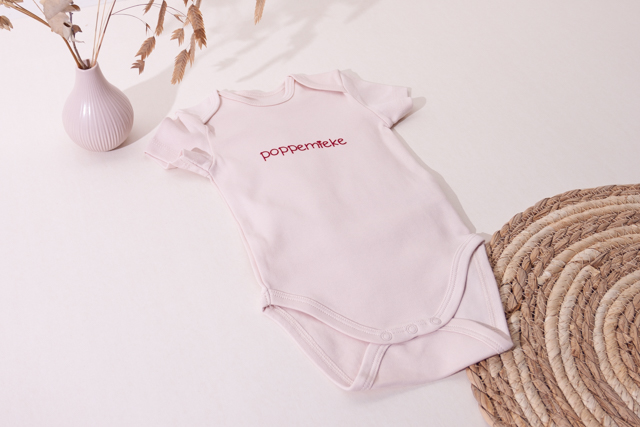 rompertje rose 68 poppemieke
